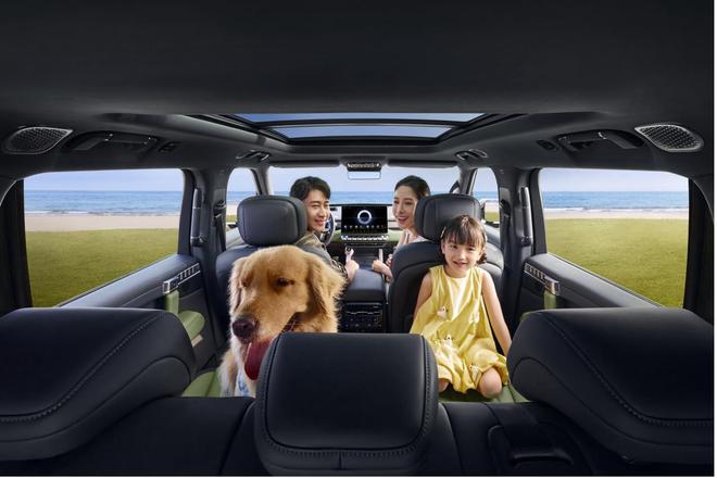 17 Max+版上市通勤露营穿越全搞定不朽情缘网站售价3699万元!猛士M8(图1) 17 Max+版上市通勤露营穿越全搞定不朽情缘网站售价3699万元!猛士M8(图1)