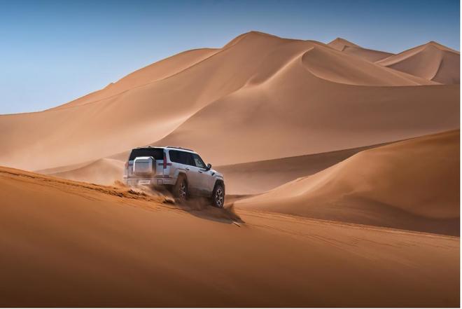 17 Max+版上市通勤露营穿越全搞定不朽情缘网站售价3699万元!猛士M8(图3) 17 Max+版上市通勤露营穿越全搞定不朽情缘网站售价3699万元!猛士M8(图3)